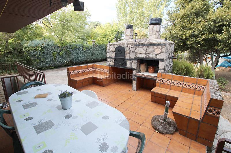 Foto 3571f27d-f514-43df-a6b5-0259372bf199. Chalet avec chauffage parking dans Uceda