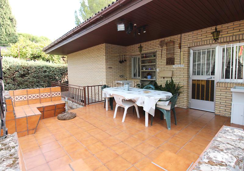 Foto c04cbc32-983a-4622-be95-b4620bbab31d. Chalet avec chauffage parking dans Uceda