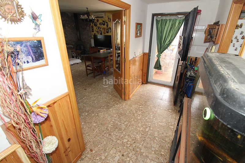 Foto 5ef7f100-5da4-47dc-9094-40637bfb560e. Chalet with fireplace heating parking in Torremocha de Jarama