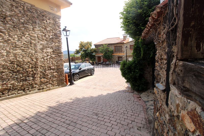 Foto ab770790-1a7c-473c-9292-3efeb025597c. Casa adossada a Atazar (El)