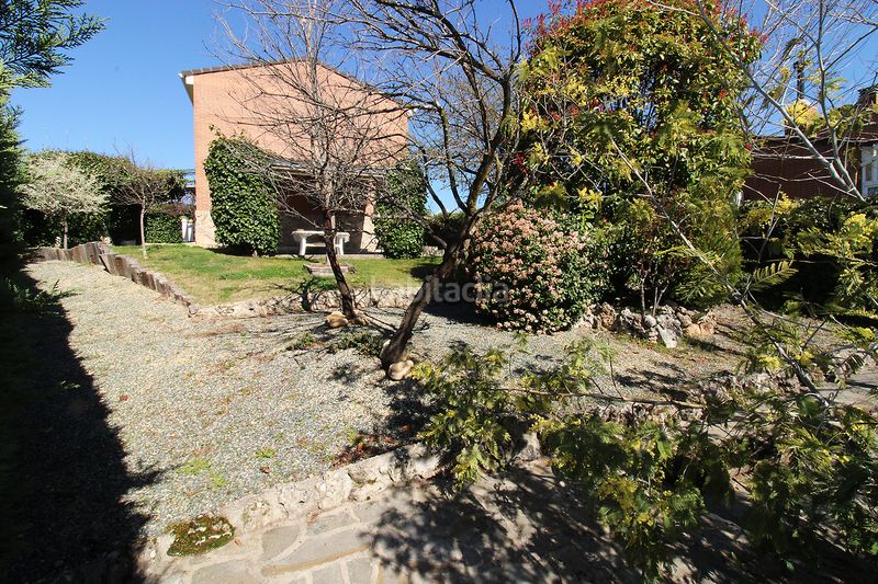 Foto aaf43b6e-5a84-48d1-aea1-5cb139b13c11. Chalet  independiente en caraquiz en Uceda