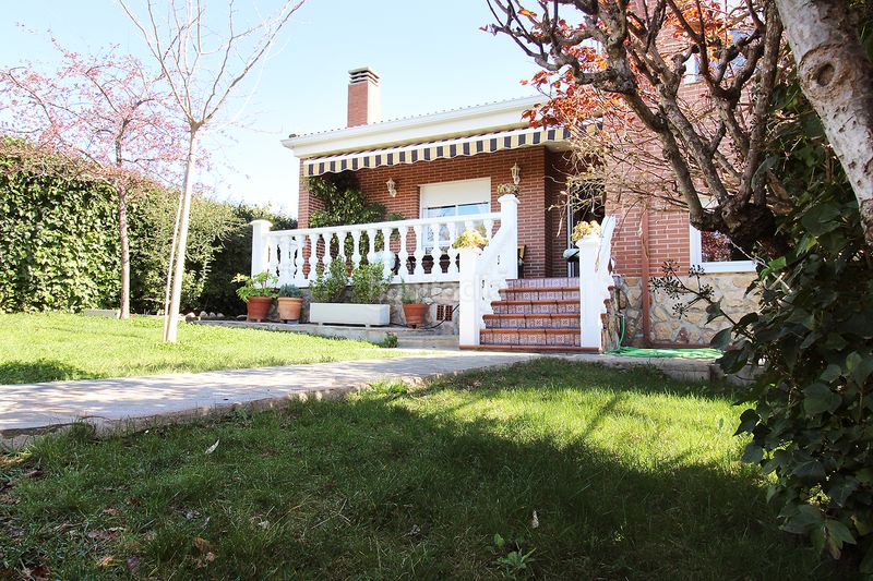 Foto d69ae5bf-5b73-4df1-a3d5-ab34b8419b6a. Chalet  independiente en caraquiz en Uceda