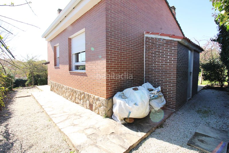 Foto fd92e6ec-afed-4a00-bf22-f1cade3dbded. Chalet  independiente en caraquiz en Uceda