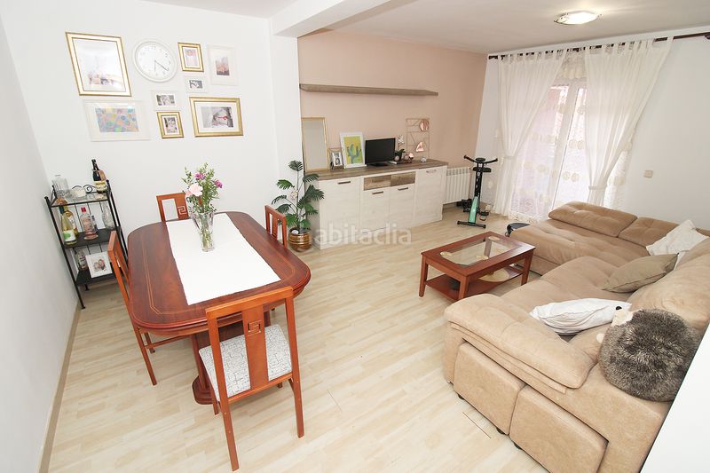 Foto f429a82c-1132-4988-865e-1c4c3ffd9c2c. Pis amb calefacció a Torrelaguna