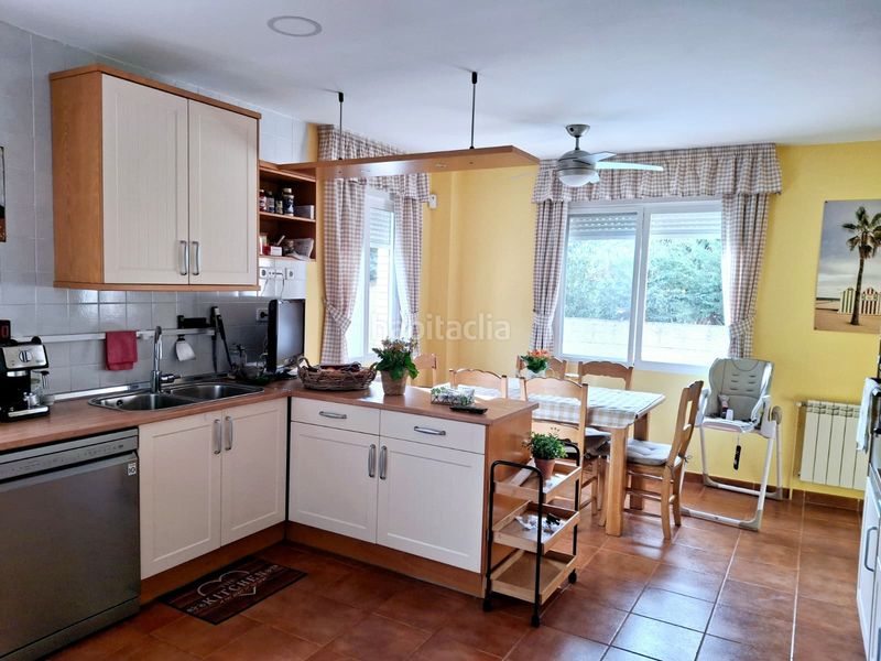 Foto a1c218e6-03ee-4874-8f00-aa0d4864f199. Maison avec cheminée chauffage parking piscine dans Uceda