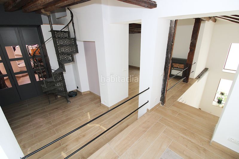 Foto 8d0a2556-8878-484a-baab-578d722755b4. Casa adossada amb calefacció piscina a Torrelaguna
