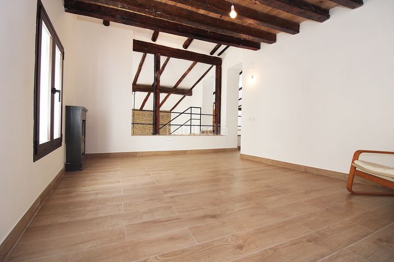 Foto c5c5e670-a206-4faa-99c5-8a3fccb0f300. Casa adossada amb calefacció piscina a Torrelaguna