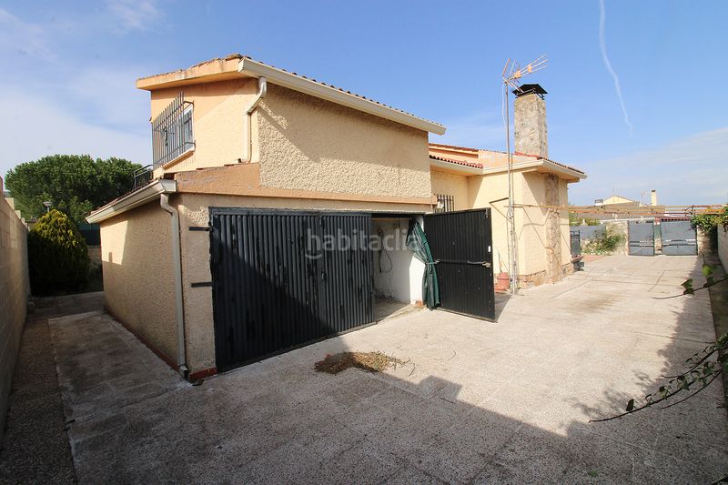 Foto 5084aa75-f732-421b-9bd9-da967e72daff. Chalet en Torremocha de Jarama