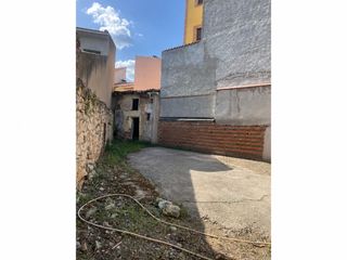 Terreno residencial  Calle de san isidro. Terreno en venta en torrelaguna ( 28180)