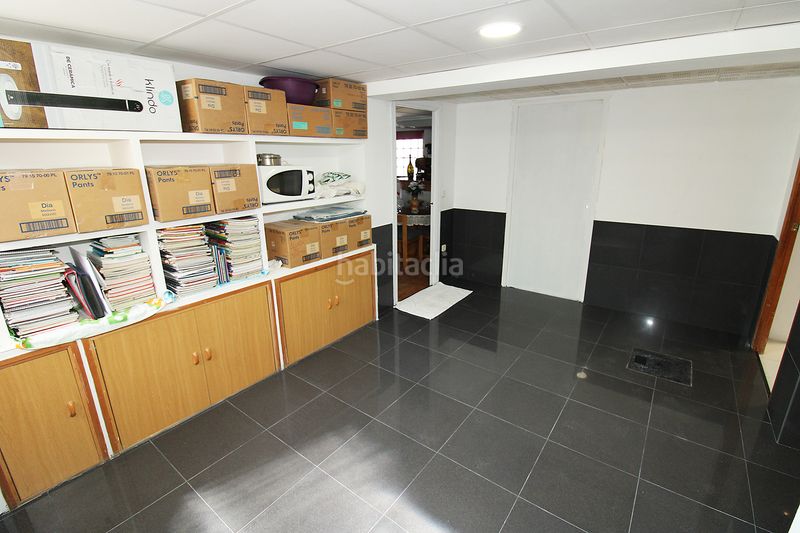 Foto c6dfbb03-d4c1-41e6-9377-c684047b4345. Chalet avec cheminée chauffage parking dans Uceda