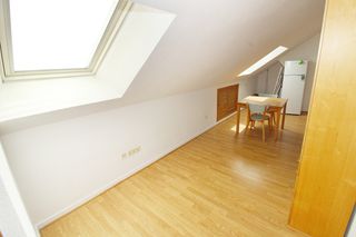 Pis  Calle malacuera