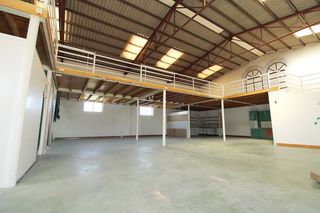 Alquiler Nave industrial  Camino de la pañera. Fantástica nave en torrelaguna