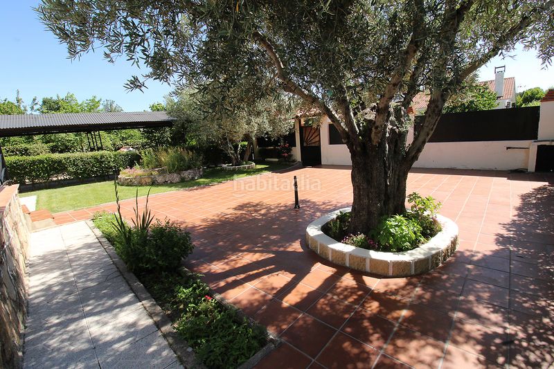 Foto 4cd7b2ee-9816-46c2-8550-4ce573a6f45e. Casa aparellada amb xemeneia calefacció aparcament a Torremocha de Jarama