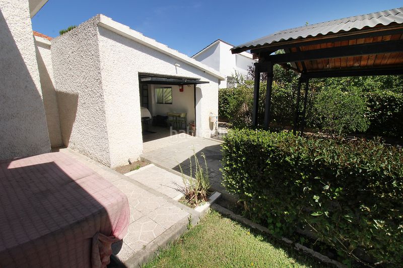 Foto a2bce9ed-a807-4009-9a14-a8a3fc4e87c3. Casa aparellada amb xemeneia calefacció aparcament a Torremocha de Jarama