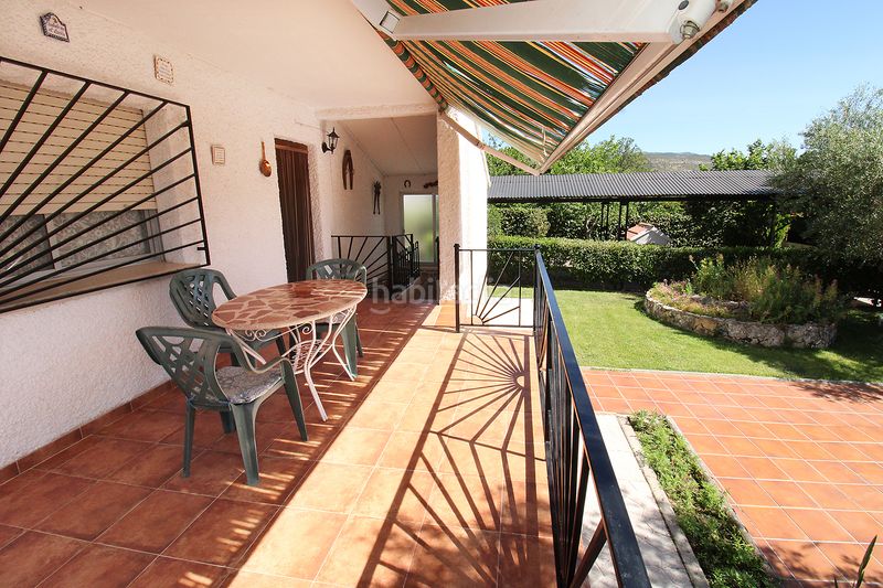 Foto db3542db-06d7-416c-894c-313cc85d6ba6. Casa aparellada amb xemeneia calefacció aparcament a Torremocha de Jarama