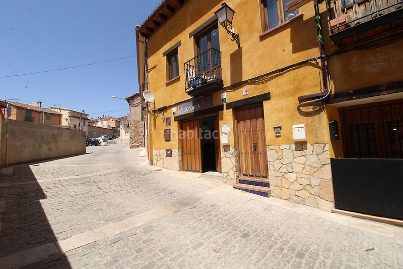 Foto c3aae07e-fbc9-4e91-b838-34f8aa40a1ea. Local comercial en Torrelaguna