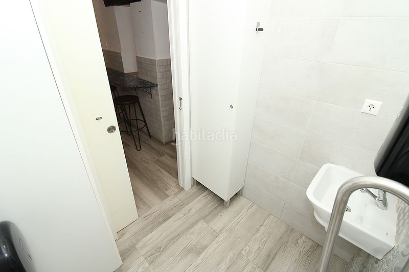 Foto d3b4b3ca-deed-467a-995a-114099ab6c85. Local comercial en Torrelaguna