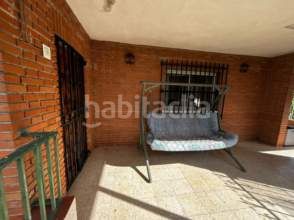 Foto eb7c2138-8781-4646-867f-d1cb228df2d3. Masia amb xemeneia calefacció piscina a Vellón (El)