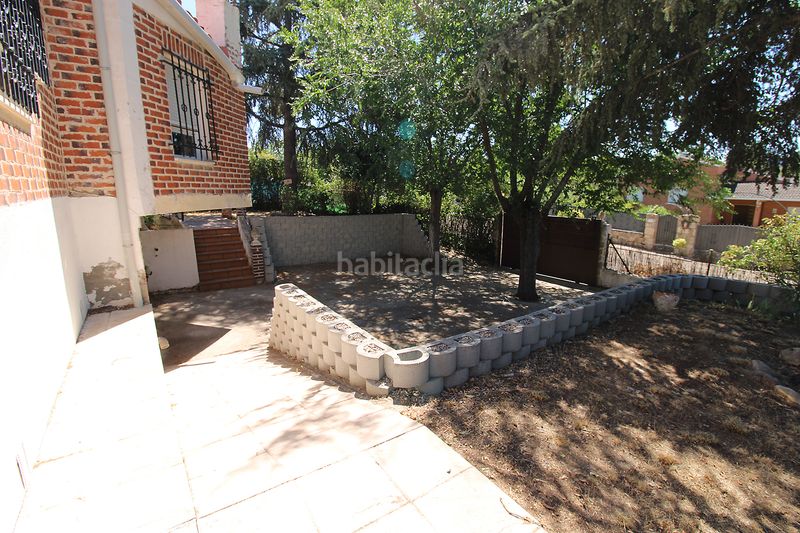 Foto 40fef728-ffee-4081-876a-b01ff9e8af87. Haus mit kamin heizung parking pool in Uceda