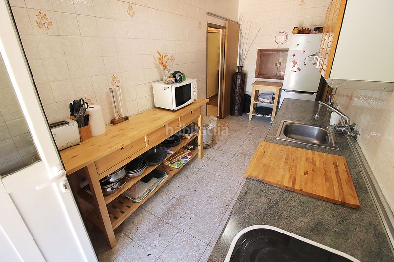 Foto b1d7ce33-04fd-4f5e-a38c-2d799dbc2b38. Haus mit kamin heizung parking pool in Uceda