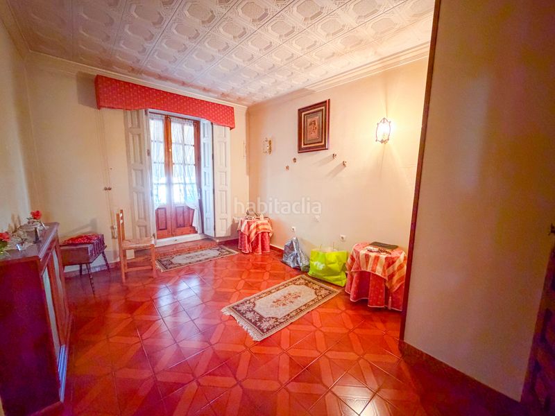 Foto 76056896-90d7-4546-8229-1a9dcdf28e3b. Casa adossada amb xemeneia calefacció aparcament a Torrelaguna