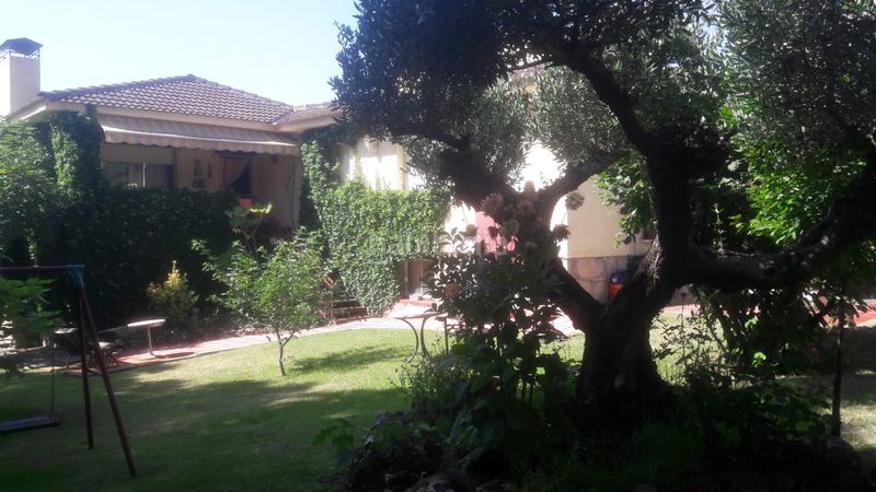 Foto 04b5e2f9-d6ba-447a-ad04-61e78bc7afd5. Xalet amb aparcament piscina a Uceda