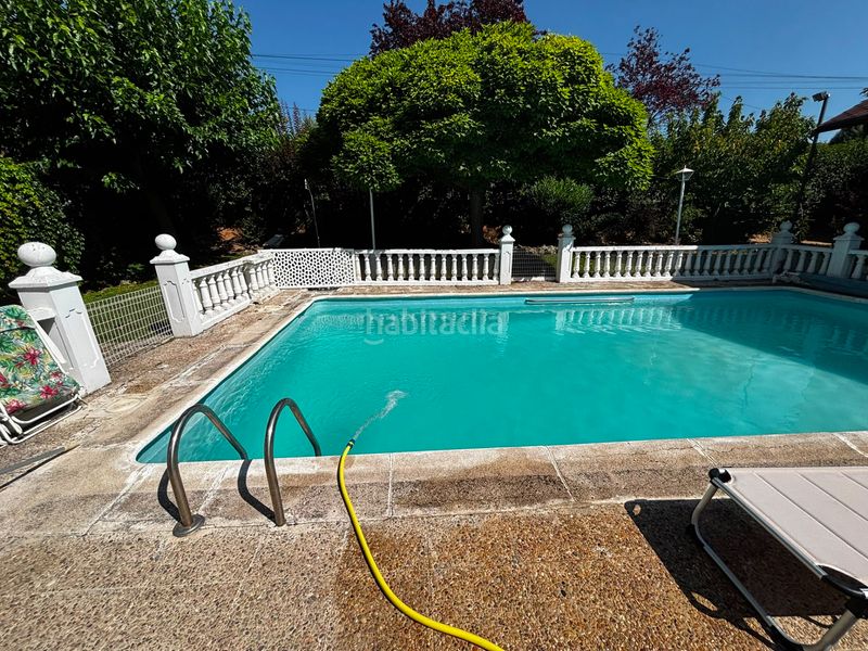 Foto 76d8eb66-80dd-4227-9e1e-c021922bceb6. Xalet amb aparcament piscina a Uceda