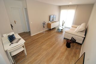 Etagenwohnung in Uceda. Amplio apartamento con piscina en uceda