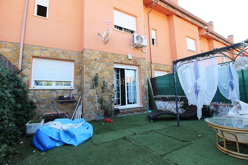 Foto 5c6ac896-15ee-4001-89ce-d30c2528fe81. Chalet avec chauffage parking dans Uceda