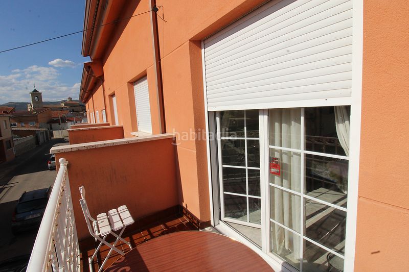 Foto 75bcb2e2-81bc-43e0-9bb1-d13301b620a6. Chalet avec chauffage parking dans Uceda