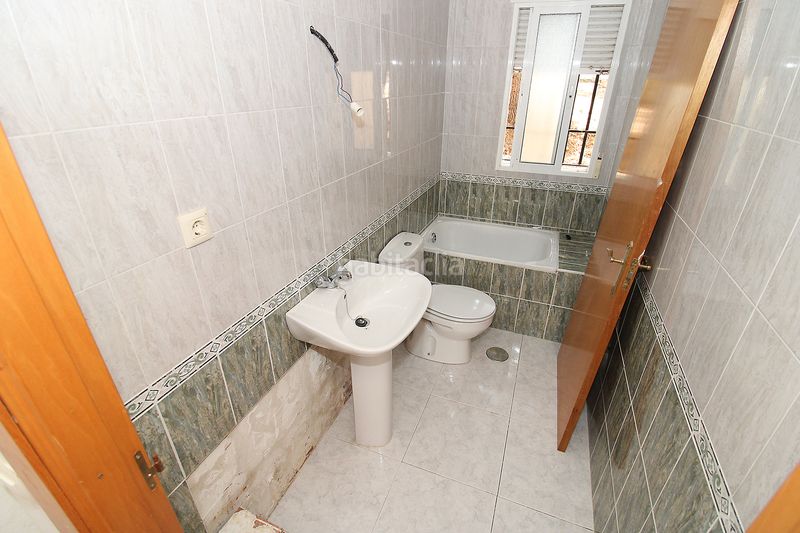 Foto a29cb869-ad3d-4beb-b593-b13ba4068131. Chalet  independiente con gran parcela en caraquiz en Uceda