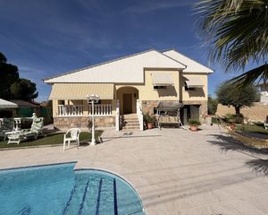 Chalet en Uceda