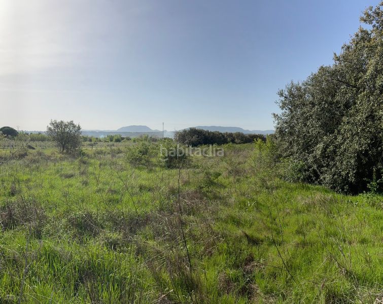 Foto 534a5a74-0ac6-40bd-984f-3f3097dc813c. Finca rústica  - () en Lardero