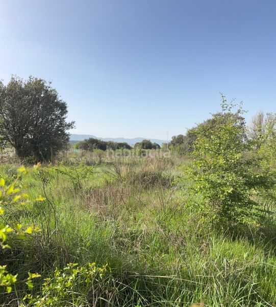 Foto 9b48e930-4dfe-475a-89ed-265e6d789027. Finca rústica  - () en Lardero