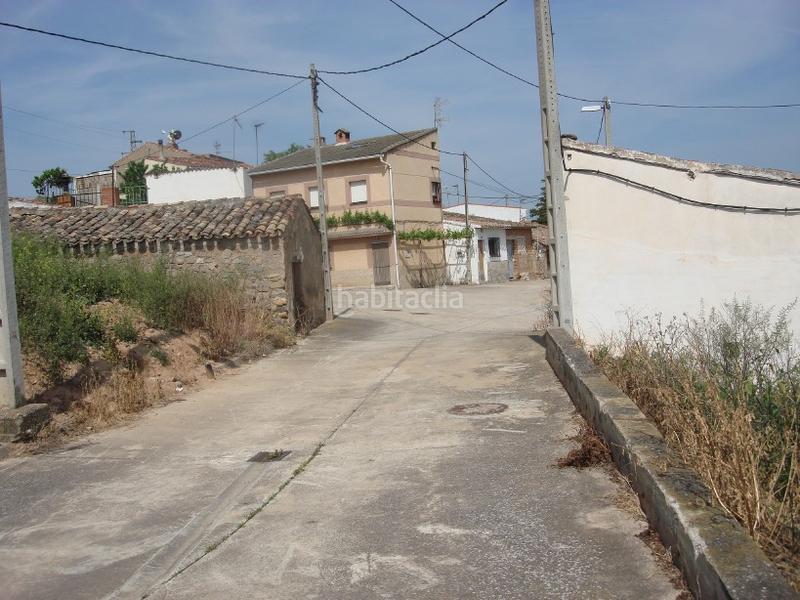 Foto 7214116a-d6d4-4587-a995-e9b8b03d299c. Terreny residencial a camino atalayuela 16 a Agoncillo