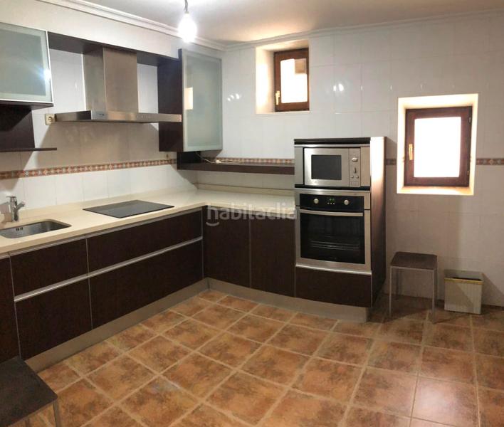Foto df01f1bf-166f-453a-9383-54bc146bb2cc. Casa in mayor kalea 4 in Oyón / Oion