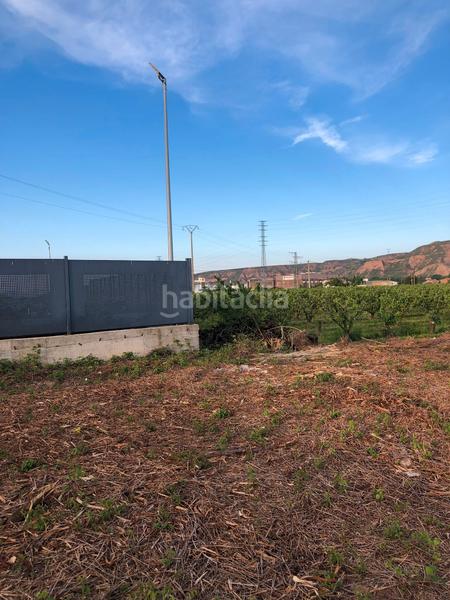 Foto 13539685-7bd9-408e-9369-62f5f8dd1988. Finca rústica a Albelda de Iregua