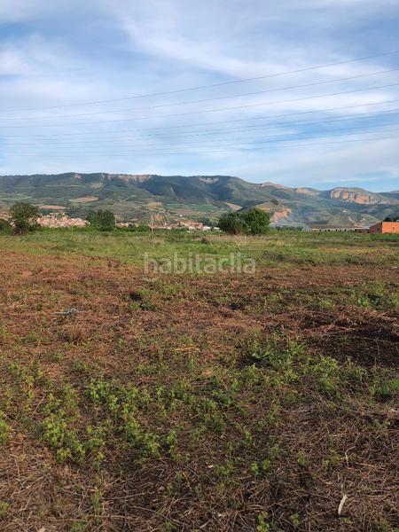 Foto aaae5652-fcd9-414f-a628-c00f5fb94444. Finca rústica a Albelda de Iregua