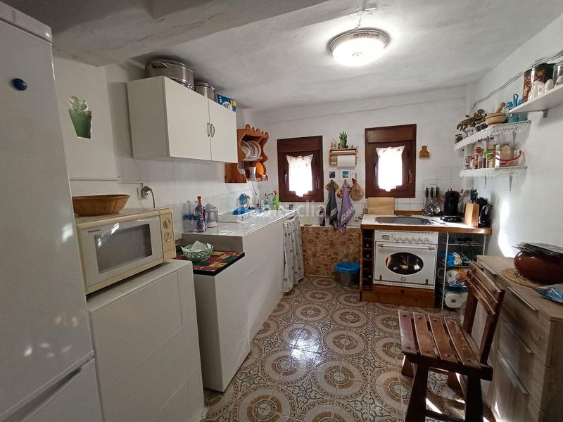 Foto bc28aa98-7e79-4917-abad-45bc8bd6ddf4. Casa amb calefacció a Soto en Cameros
