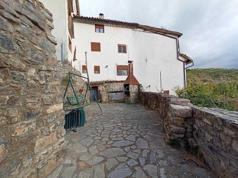 Foto fdd986cf-4444-471f-9665-f64f16544d55. Casa amb calefacció a Soto en Cameros