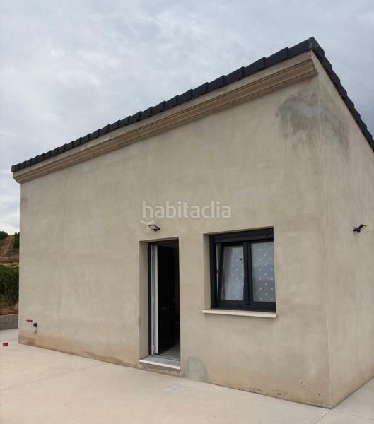 Foto 3f56f74d-167c-4251-ad3d-1d1ce2f0f1c2. Fondo rustico in Alberite