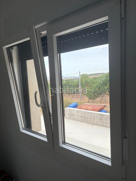 Foto cc666b3c-d1a2-40d0-ac8d-a3aea4a32a18. Fondo rustico in Alberite