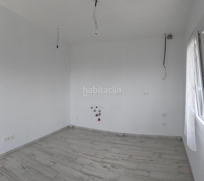 Foto e9155c96-8ddd-448d-b44b-316fb1918f87. Fondo rustico in Alberite