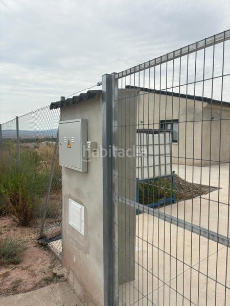 Foto f9185df6-9a6f-4096-a931-e38c503ad00a. Fondo rustico in Alberite