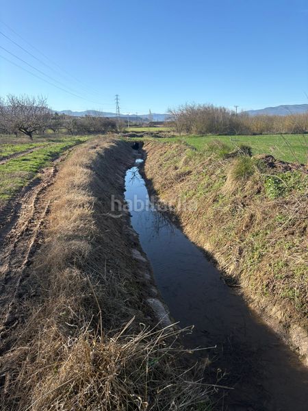 Foto ba25fec8-b27c-4794-b29d-47acbea2eaa7. Finca rústica a Villamediana de Iregua