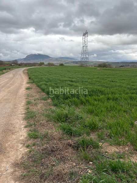 Foto f1744c01-a06d-4aae-b105-deecbf47cb5d. Finca rústica a Alberite