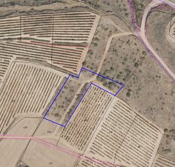 Fondo rustico in Nalda. Finca de secano