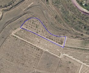 Fondo rustico in Nalda. Finca de secano