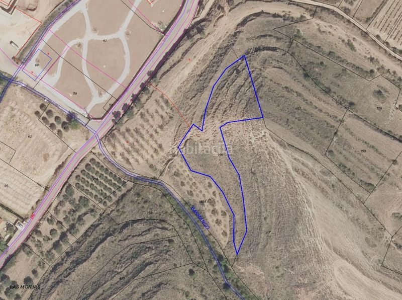 Foto 43a98c77-06c8-4efa-885e-95a7cbfd7234. Finca rústica a Nalda