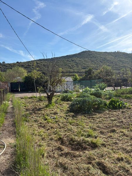 Foto dfce50f1-d647-405e-ada6-e705cc1a0a0e. Finca rústica a Oeste Logroño